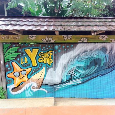 博卡斯德尔托罗 La Y Surf Camp酒店 外观 照片